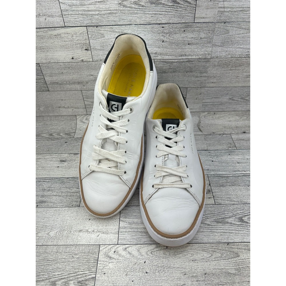 Cole Haan Grand Ambition White Leather Sneakers Black Trim W22707 Women‎ Size 7B
